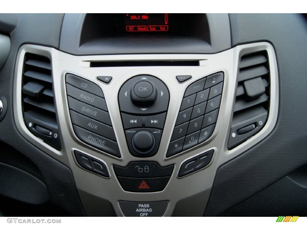 2012 Ford Fiesta SES Hatchback Controls Photo #57836728