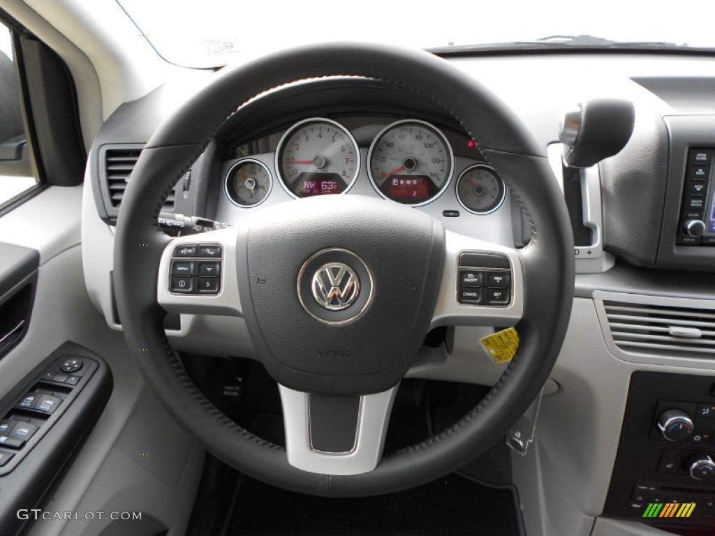 2012 Volkswagen Routan SE Aero Gray Steering Wheel Photo #57836909
