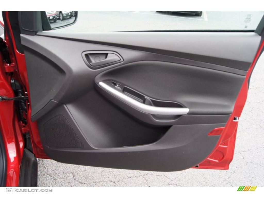 2012 Ford Focus SE Sport 5-Door Charcoal Black Door Panel Photo #57836936