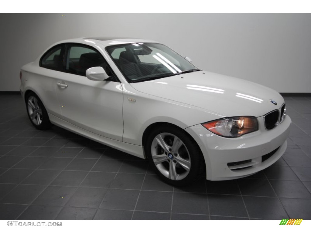 2010 1 Series 128i Coupe - Alpine White / Black photo #1