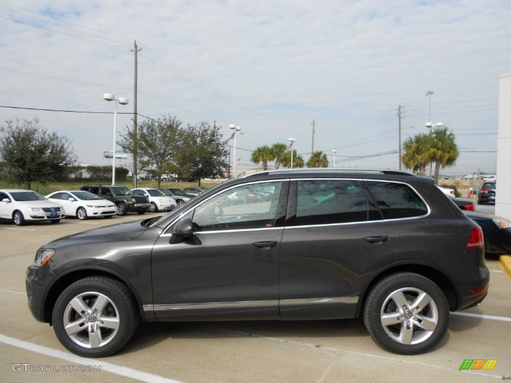 Galapagos Metallic 2012 Volkswagen Touareg VR6 FSI Lux 4XMotion Exterior Photo #57839612