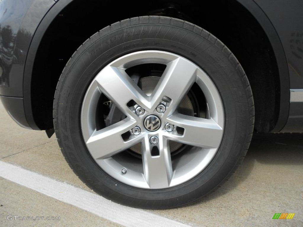 2012 Volkswagen Touareg VR6 FSI Lux 4XMotion Wheel Photo #57839645
