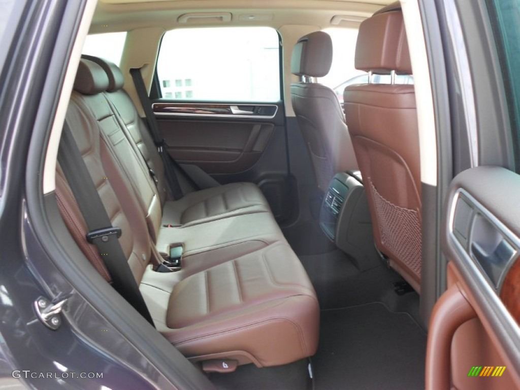 Saddle Brown Interior 2012 Volkswagen Touareg VR6 FSI Lux 4XMotion Photo #57839672