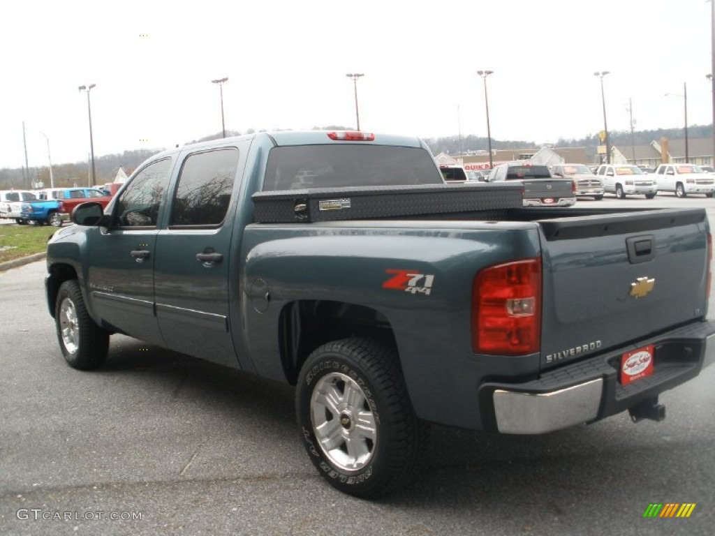 2009 Silverado 1500 LT Crew Cab 4x4 - Blue Granite Metallic / Ebony photo #11