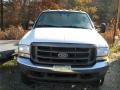 2004 Oxford White Ford F550 Super Duty XL Regular Cab 4x4 Chassis  photo #2