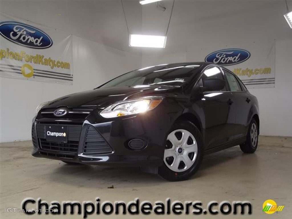 Tuxedo Black Metallic Ford Focus