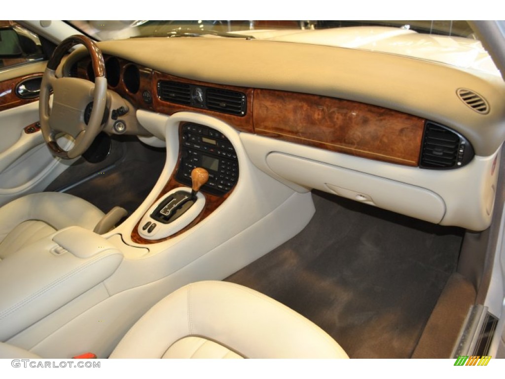 2003 Jaguar XJ XJ8 Ivory Dashboard Photo #57856781
