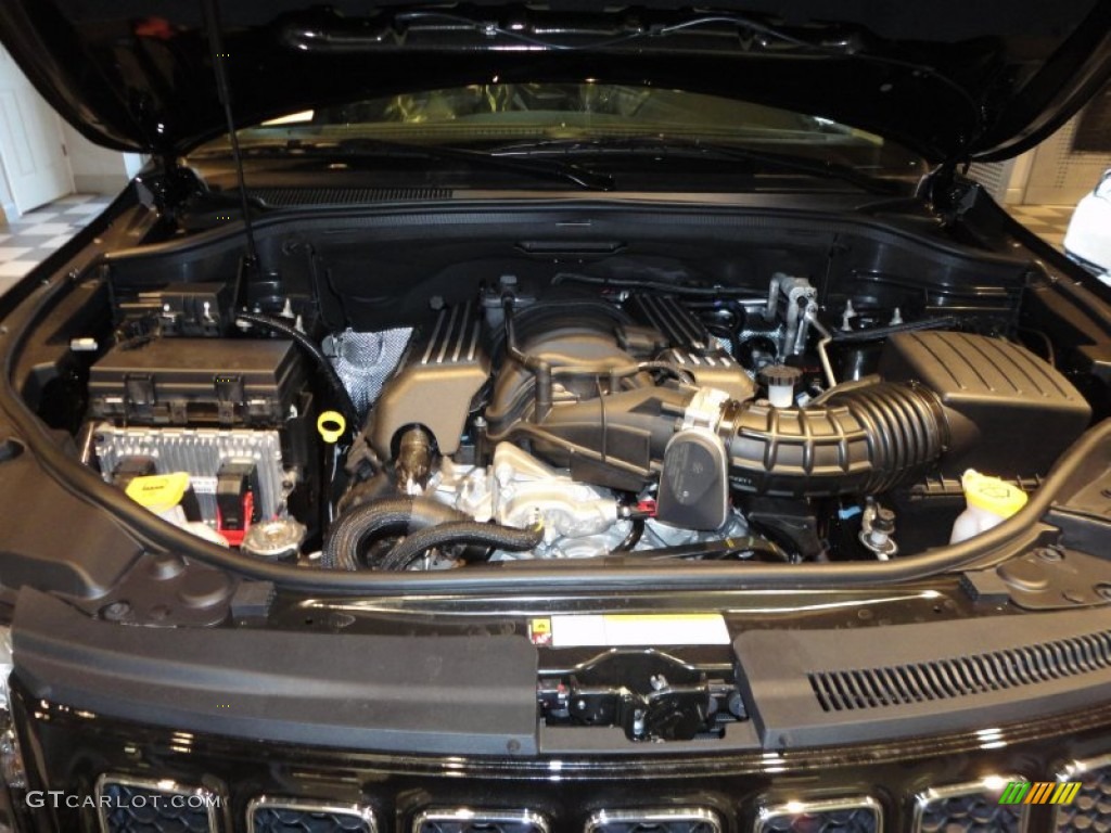 2012 Jeep Grand Cherokee SRT8 4x4 6.4 Liter SRT HEMI OHV 16-Valve MDS V8 Engine Photo #57857588