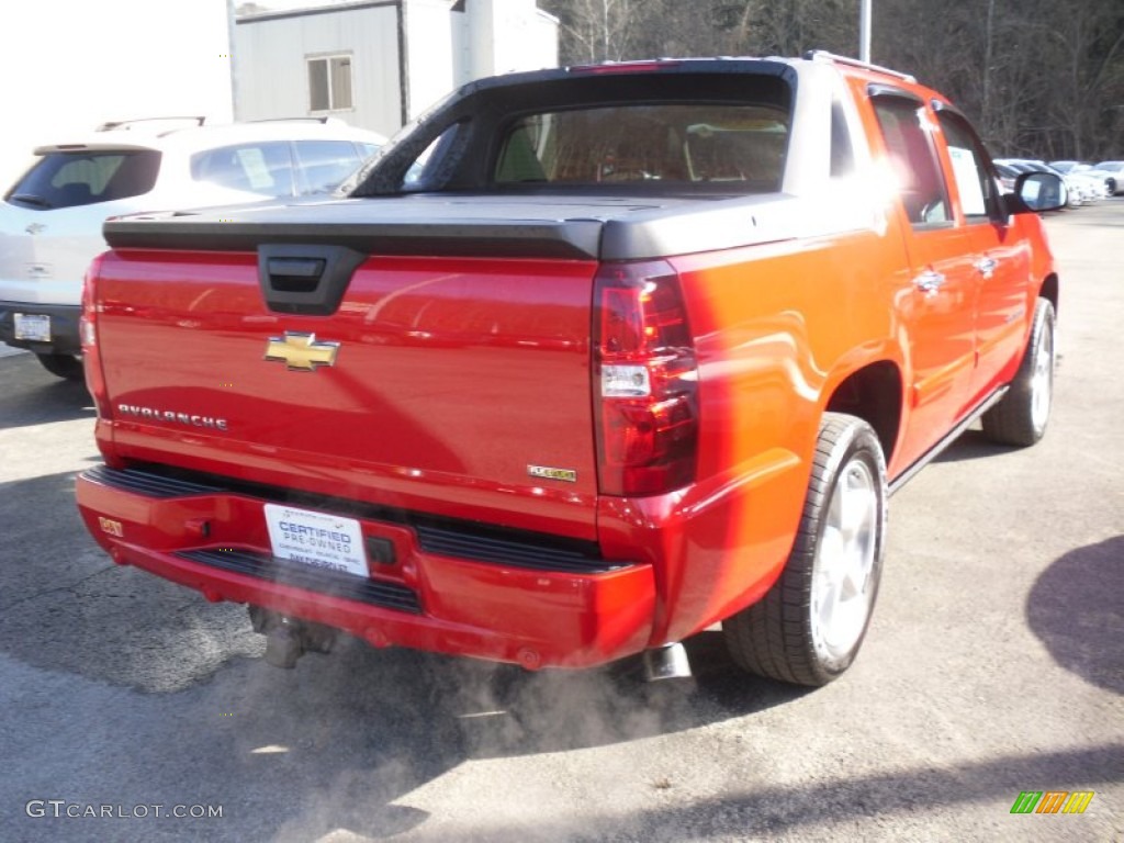 2008 Avalanche LTZ 4x4 - Victory Red / Ebony photo #6