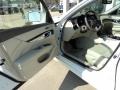 Moonlight White - M 37 Sedan Photo No. 19