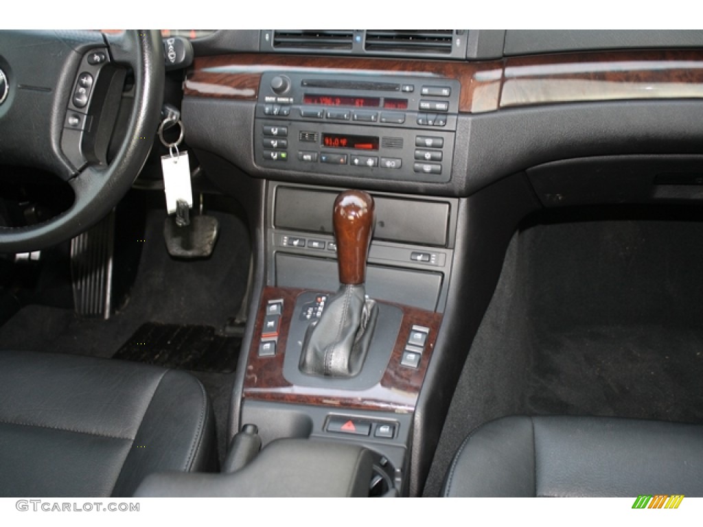 2003 3 Series 325xi Sedan - Titanium Silver Metallic / Black photo #17