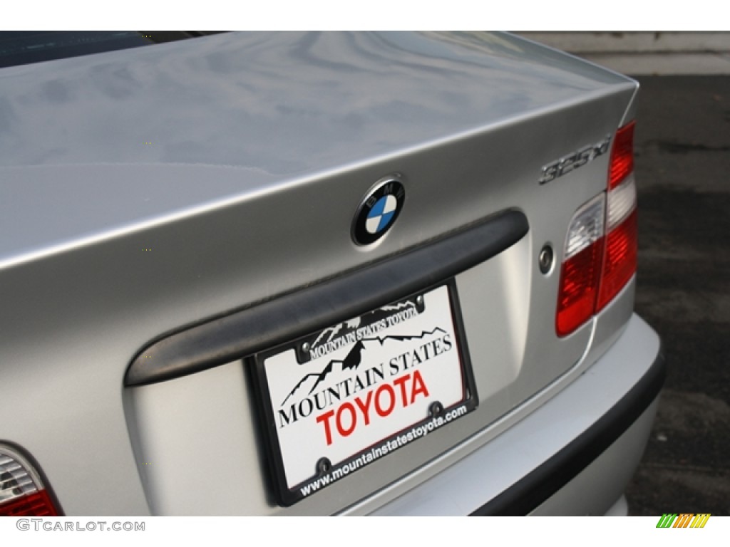 2003 3 Series 325xi Sedan - Titanium Silver Metallic / Black photo #22