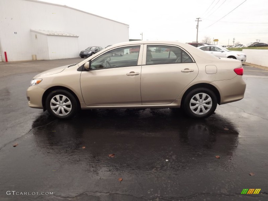 2010 Corolla LE - Desert Sand Metallic / Bisque photo #4