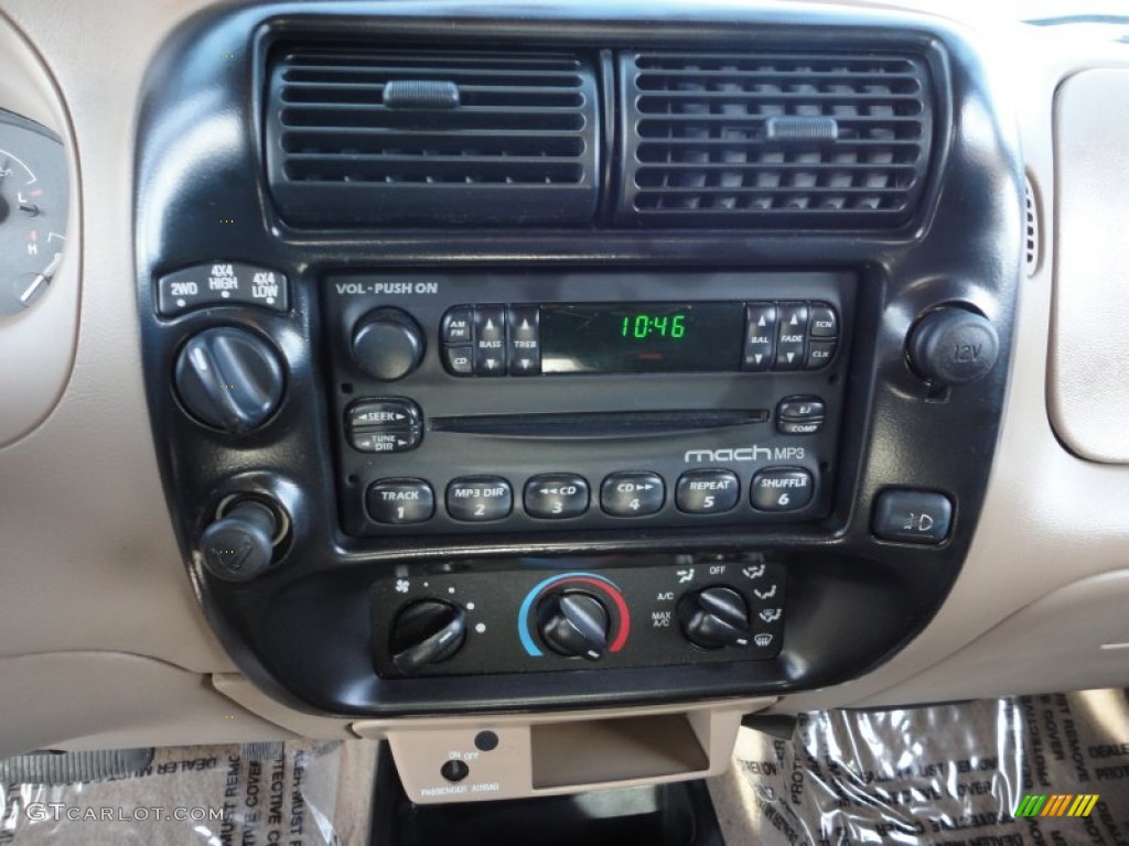 2002 Ranger XLT SuperCab 4x4 - Dark Highland Green Metallic / Medium Prairie Tan photo #29