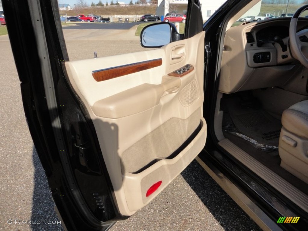 2002 Windstar Limited - Black / Medium Parchment Beige photo #22