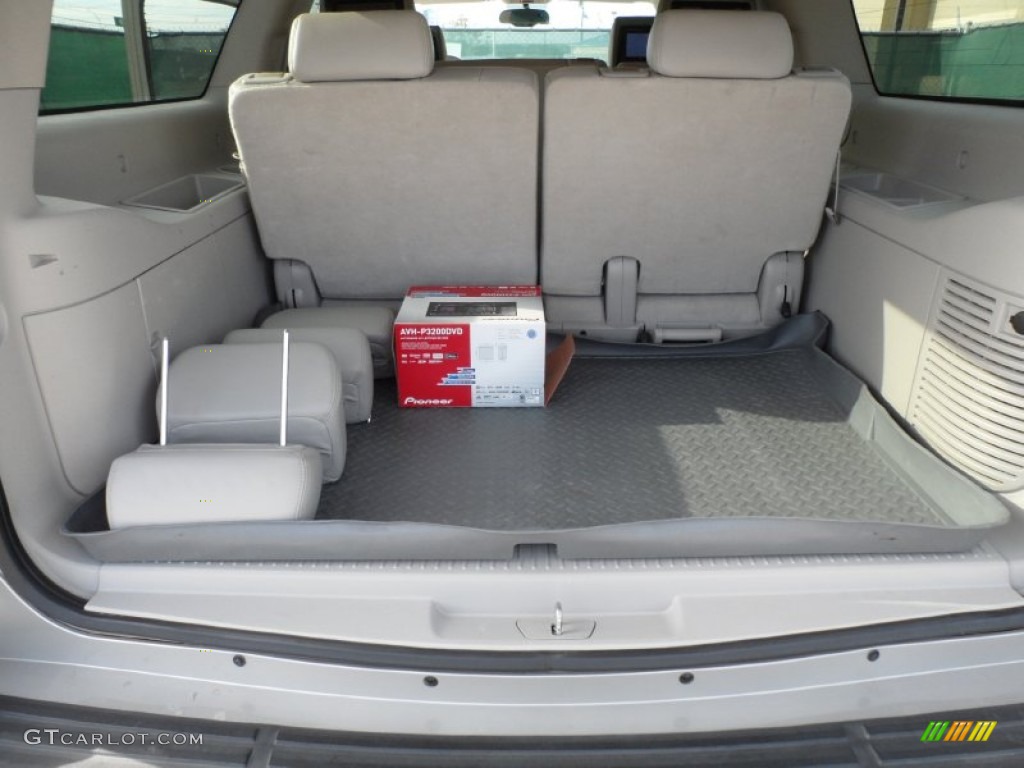 2008 GMC Yukon XL SLT Trunk Photo #57870011