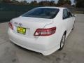 Super White - Camry SE Photo No. 3