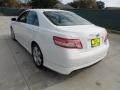 Super White - Camry SE Photo No. 5