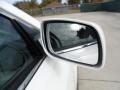 Super White - Camry SE Photo No. 16