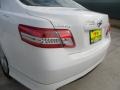 Super White - Camry SE Photo No. 20