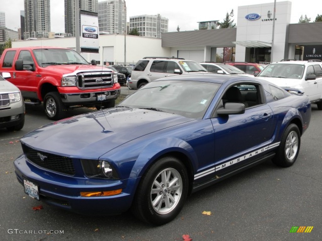 2006 Vista Blue Metallic Ford Mustang V6 Deluxe Coupe