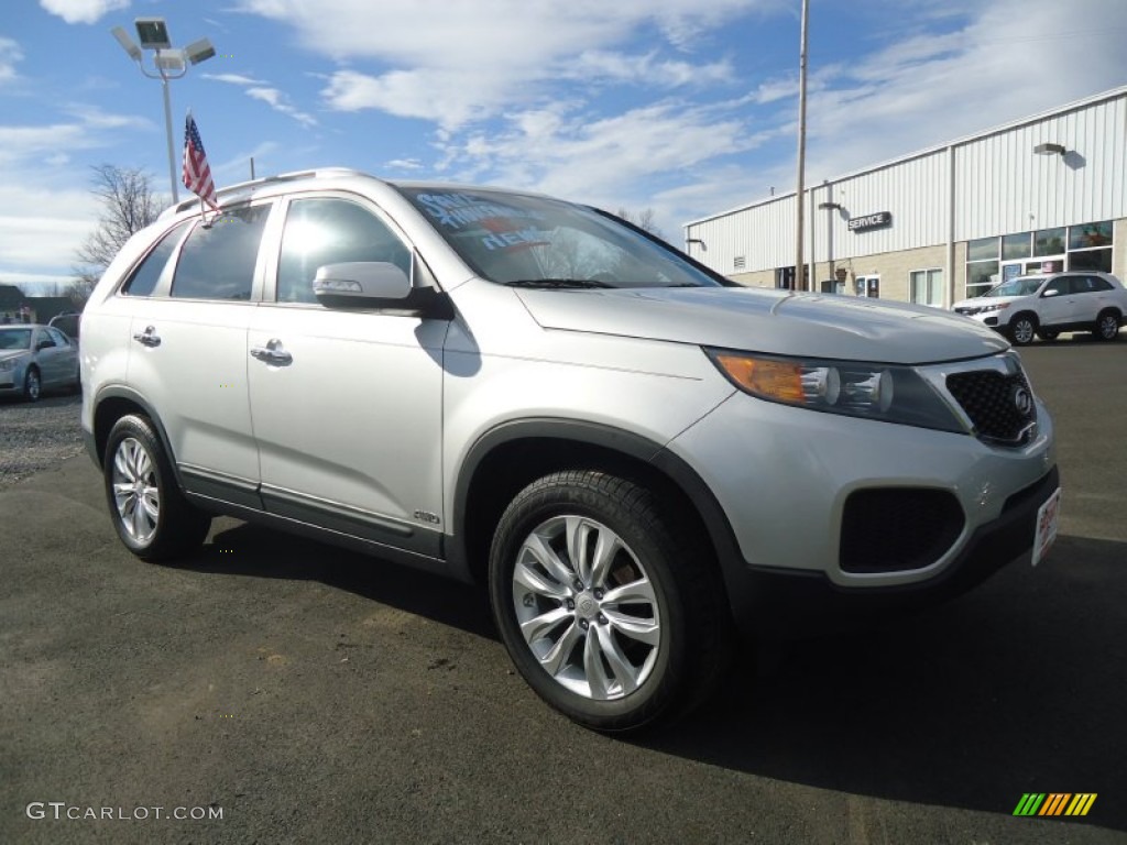 2011 Sorento LX V6 AWD - Bright Silver / Black photo #5