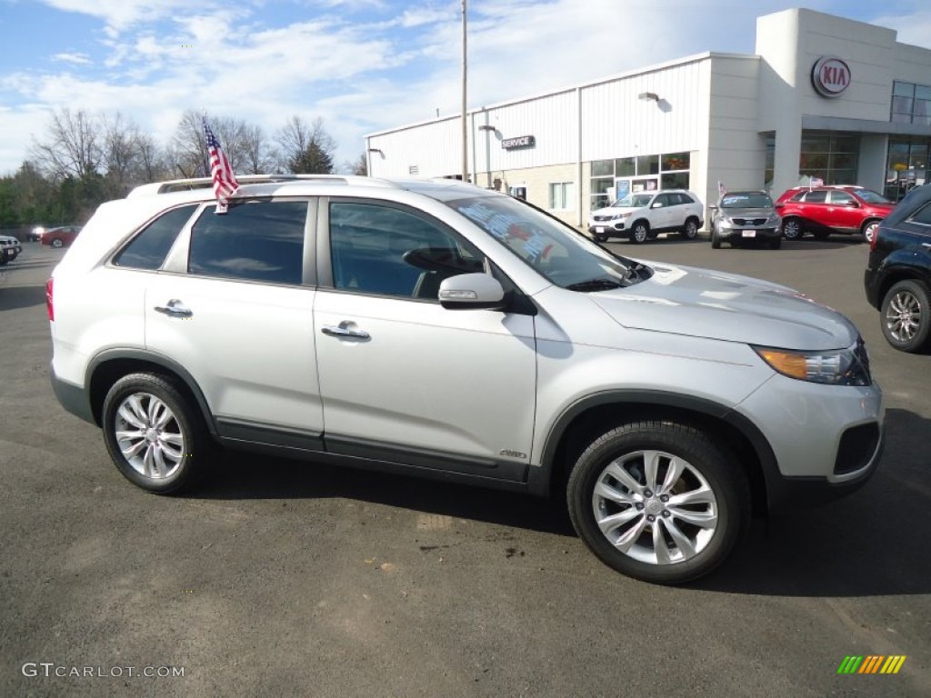 2011 Sorento LX V6 AWD - Bright Silver / Black photo #6