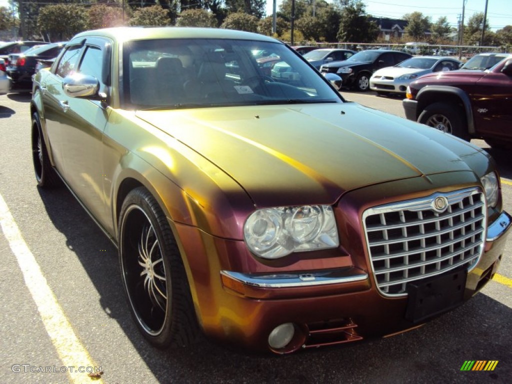 Custom Chameleon Chrysler 300