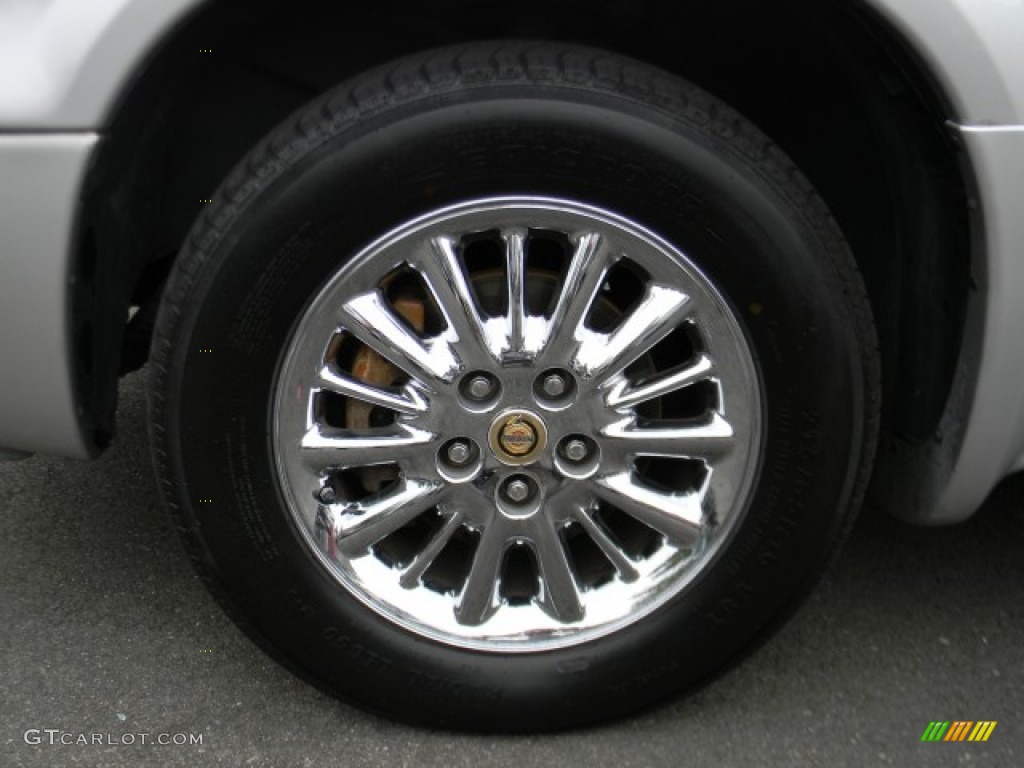 2002 Chrysler Town & Country Limited Wheel Photo #57881725