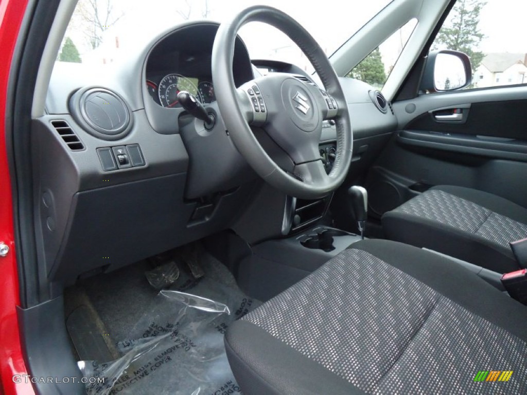 2007 SX4 Convenience AWD - Bright Red / Black photo #12