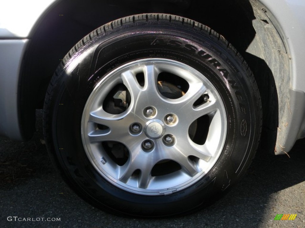 2002 Dodge Grand Caravan eX Wheel Photos