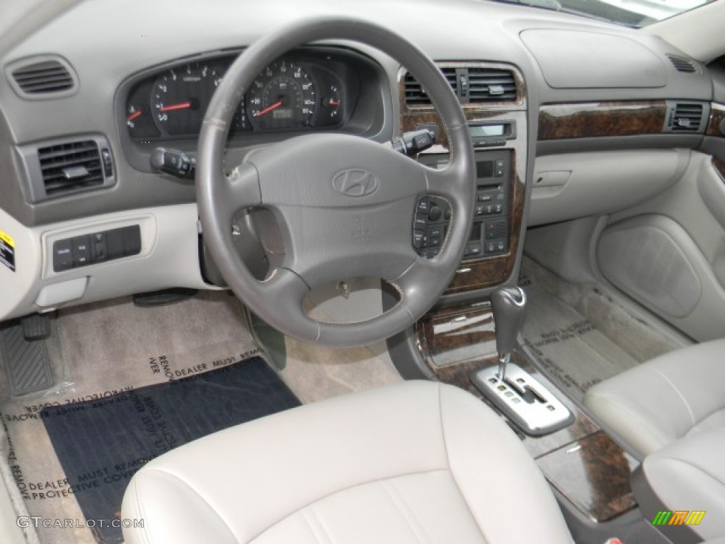 2001 XG300 L Sedan - Midnight Green / Beige photo #7