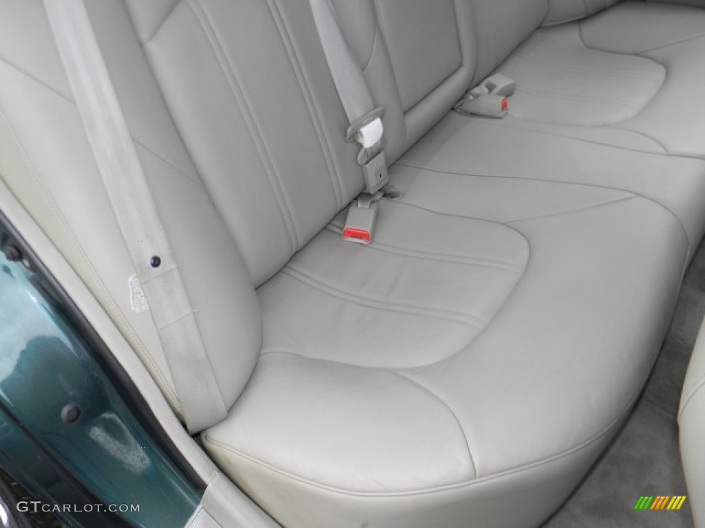 2001 XG300 L Sedan - Midnight Green / Beige photo #10