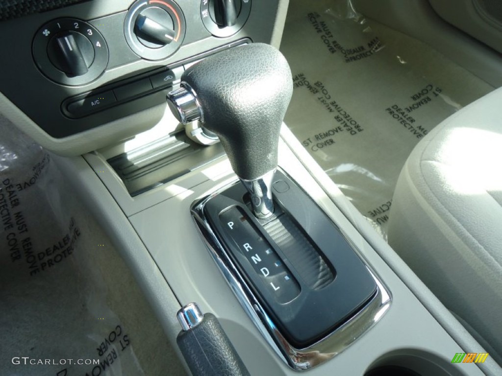 2009 Ford Fusion SE V6 Transmission Photos