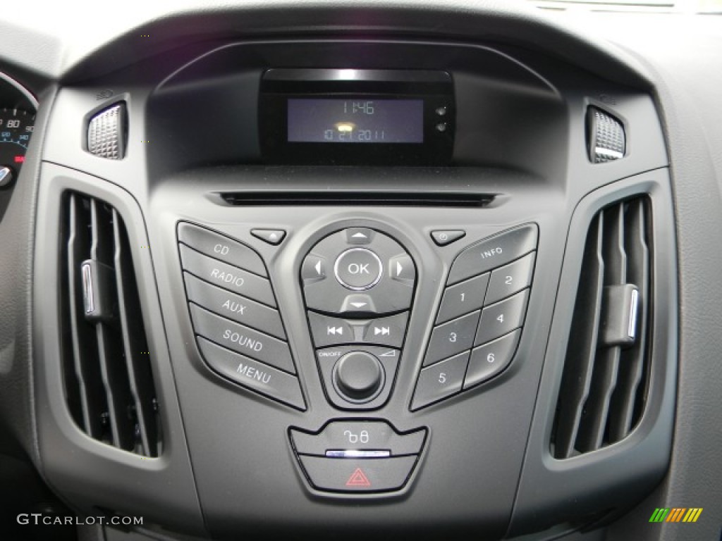 2012 Focus S Sedan - Ingot Silver Metallic / Charcoal Black photo #9