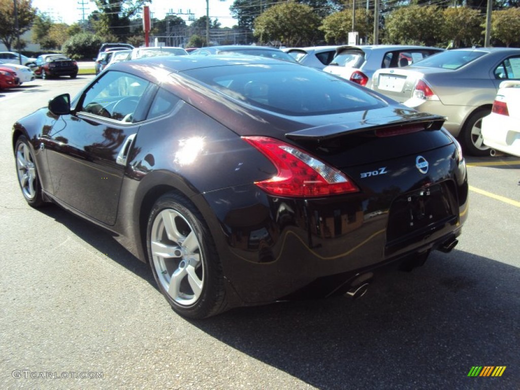 2010 370Z Touring Coupe - Black Cherry / Black Leather photo #7