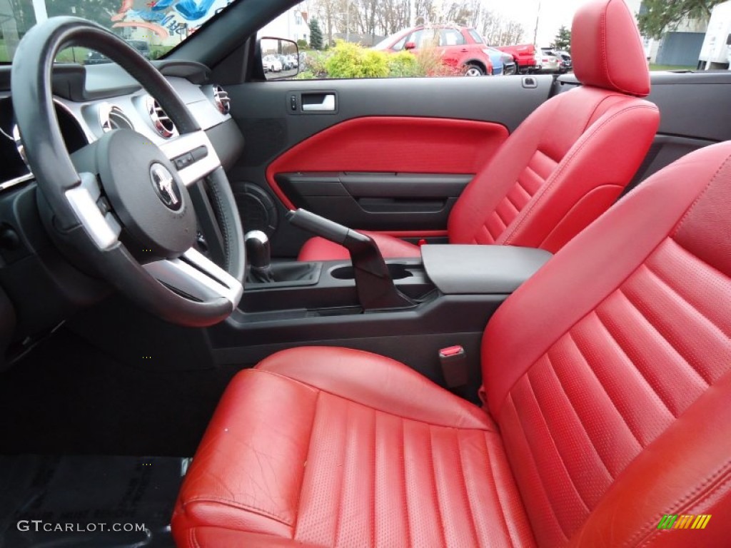 Red/Dark Charcoal Interior 2006 Ford Mustang GT Premium Convertible Photo #57885808