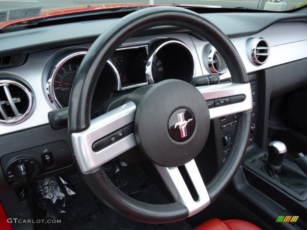 2006 Ford Mustang GT Premium Convertible Red/Dark Charcoal Steering Wheel Photo #57885844
