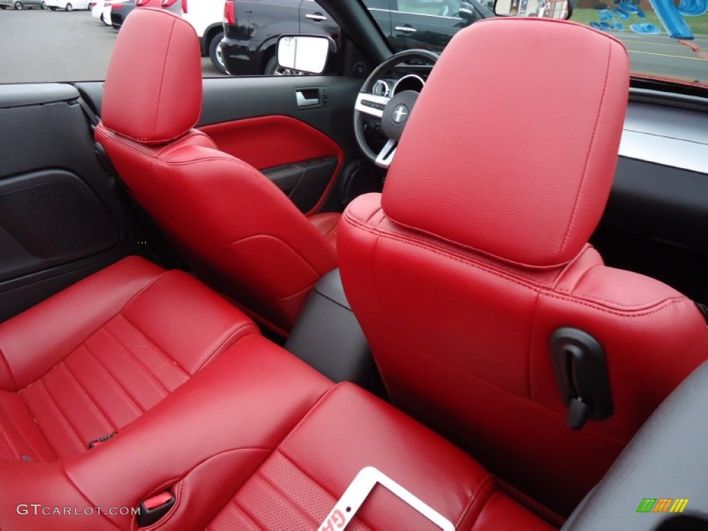 2006 Mustang GT Premium Convertible - Torch Red / Red/Dark Charcoal photo #21