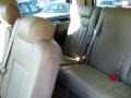 Oxford White - Navigator Luxury Photo No. 5