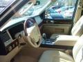 Oxford White - Navigator Luxury Photo No. 7
