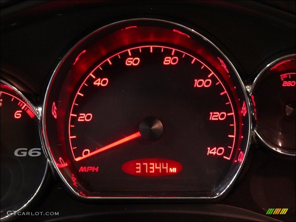 2006 G6 GT Sedan - Ivory White / Light Taupe photo #12
