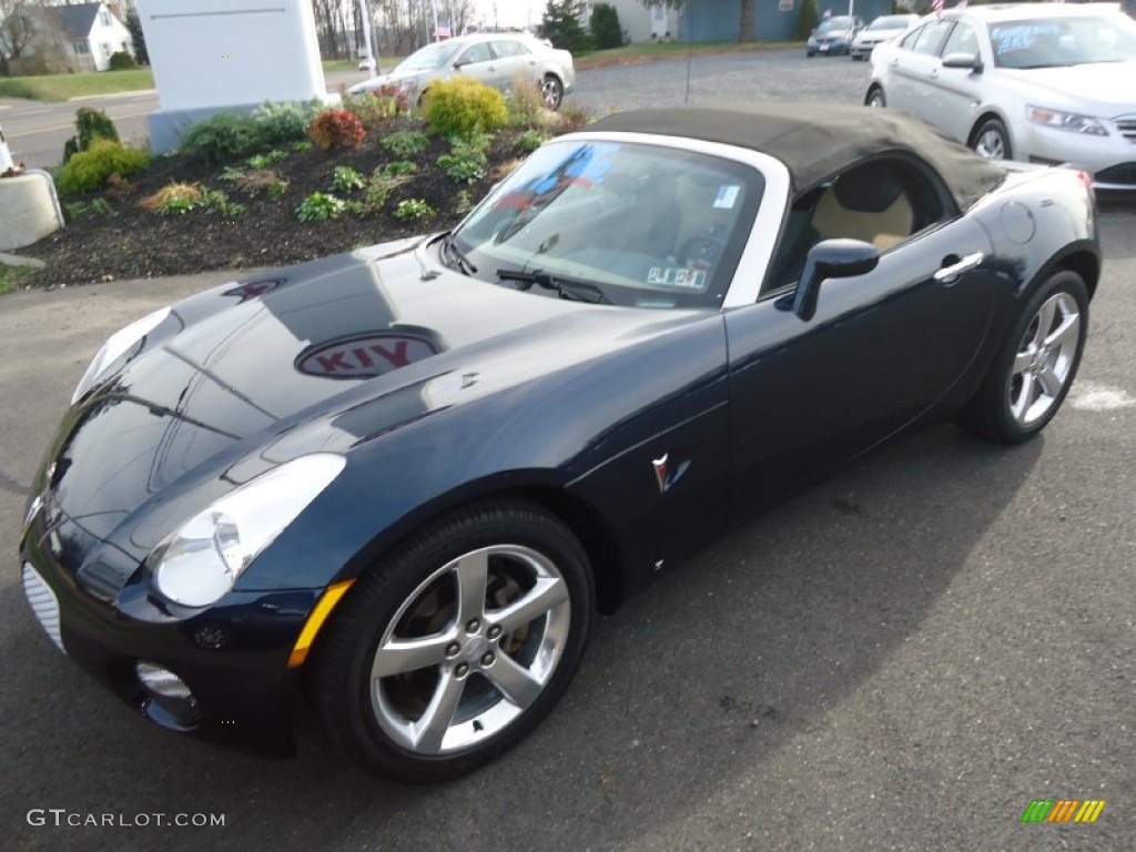 2006 Solstice Roadster - Deep Blue / Steel/Sand photo #31