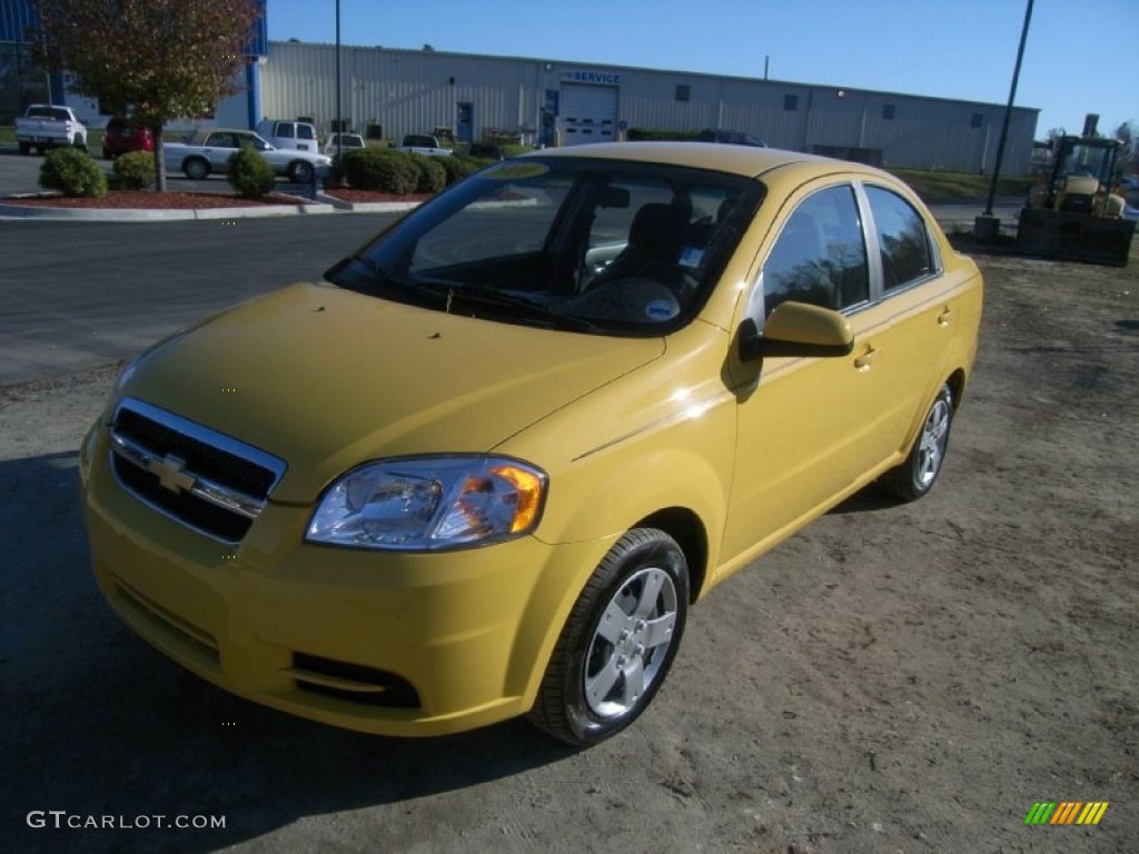 2010 Aveo LT Sedan - Summer Yellow / Charcoal photo #1