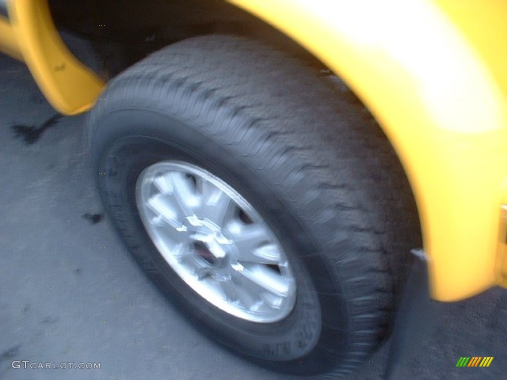 2003 Sonoma SLS ZR5 Extended Cab 4x4 - Flame Yellow / Medium Gray photo #8