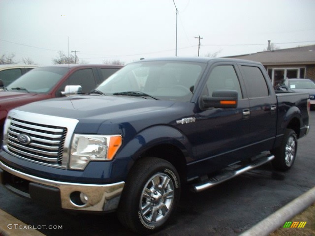 2010 F150 XLT SuperCrew - Dark Blue Pearl Metallic / Medium Stone photo #3