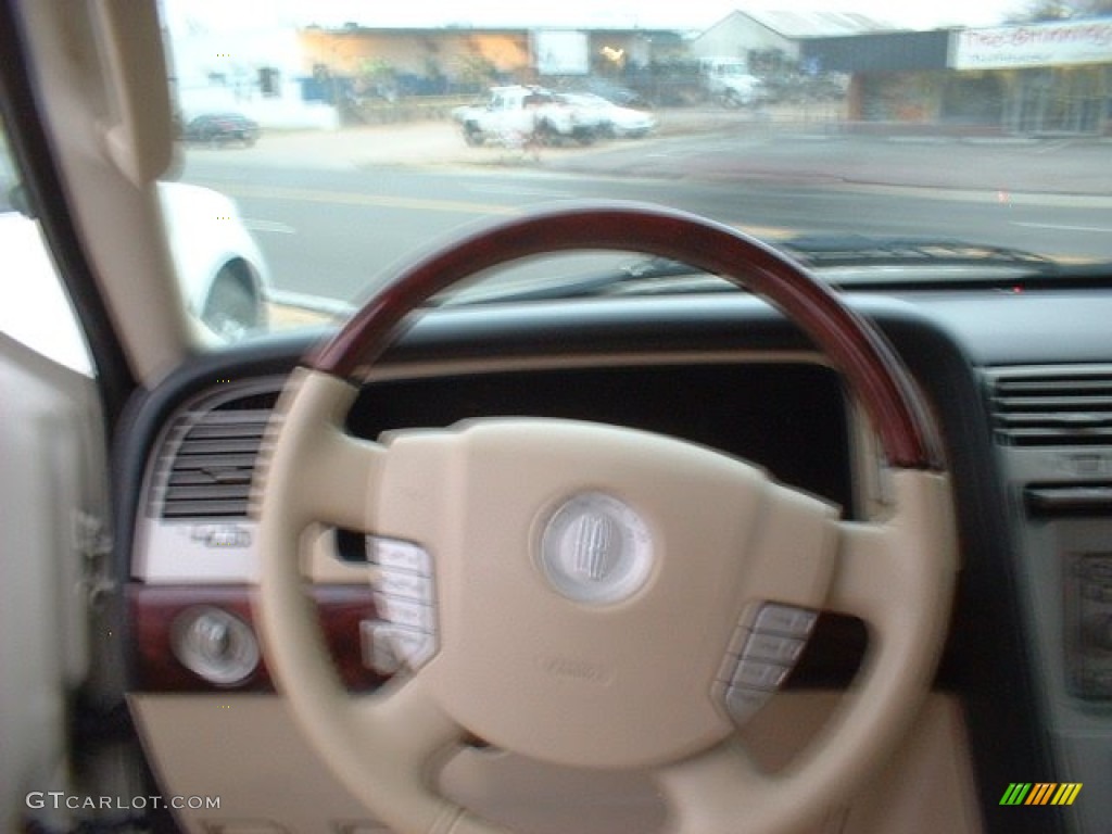 2006 Navigator Luxury - Cashmere Tri-Coat / Camel photo #15