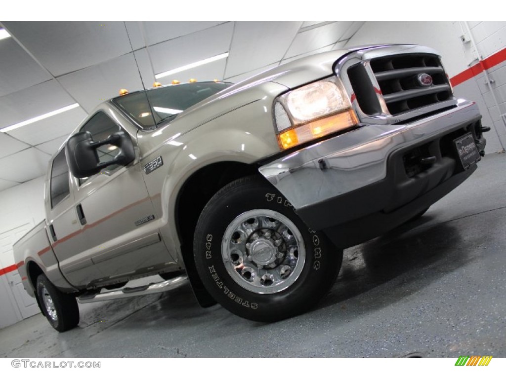 2003 F350 Super Duty XLT Crew Cab - Arizona Beige Metallic / Medium Parchment photo #1