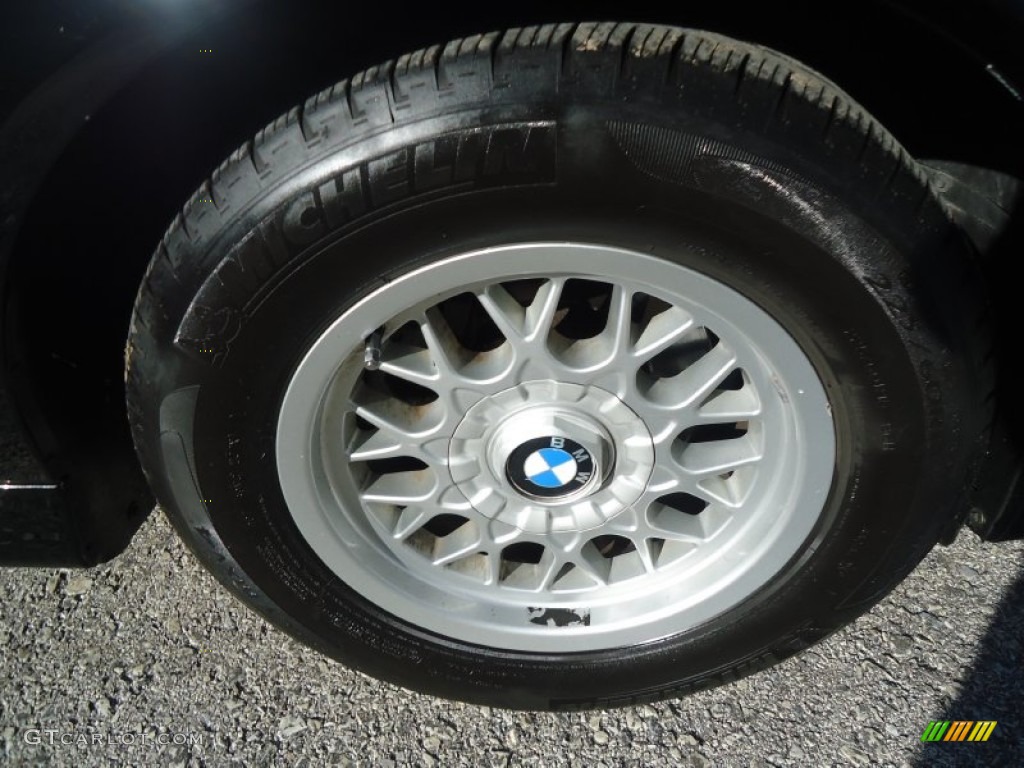 1997 BMW 5 Series 528i Sedan Wheel Photos