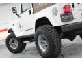 2000 Stone White Jeep Wrangler Sahara 4x4  photo #23